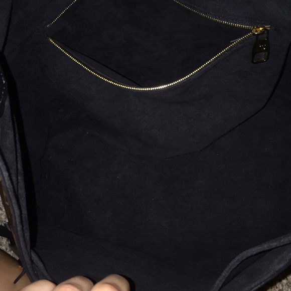 Louis Vuitton flower hobo tote - Picture 4 of 5